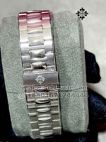 Patek Philippe Patek Philippe Nautilus 5711/1A-011 White Dial Stainless Steel Bracelet - Image 5