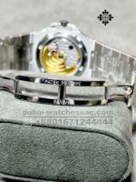 Patek Philippe Patek Philippe Nautilus 5711/1A-011 White Dial Stainless Steel Bracelet - Image 6