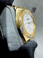 Audemars Piguet Royal Oak? 39MM White Dial with Golden Bracelet Copy - Image 2