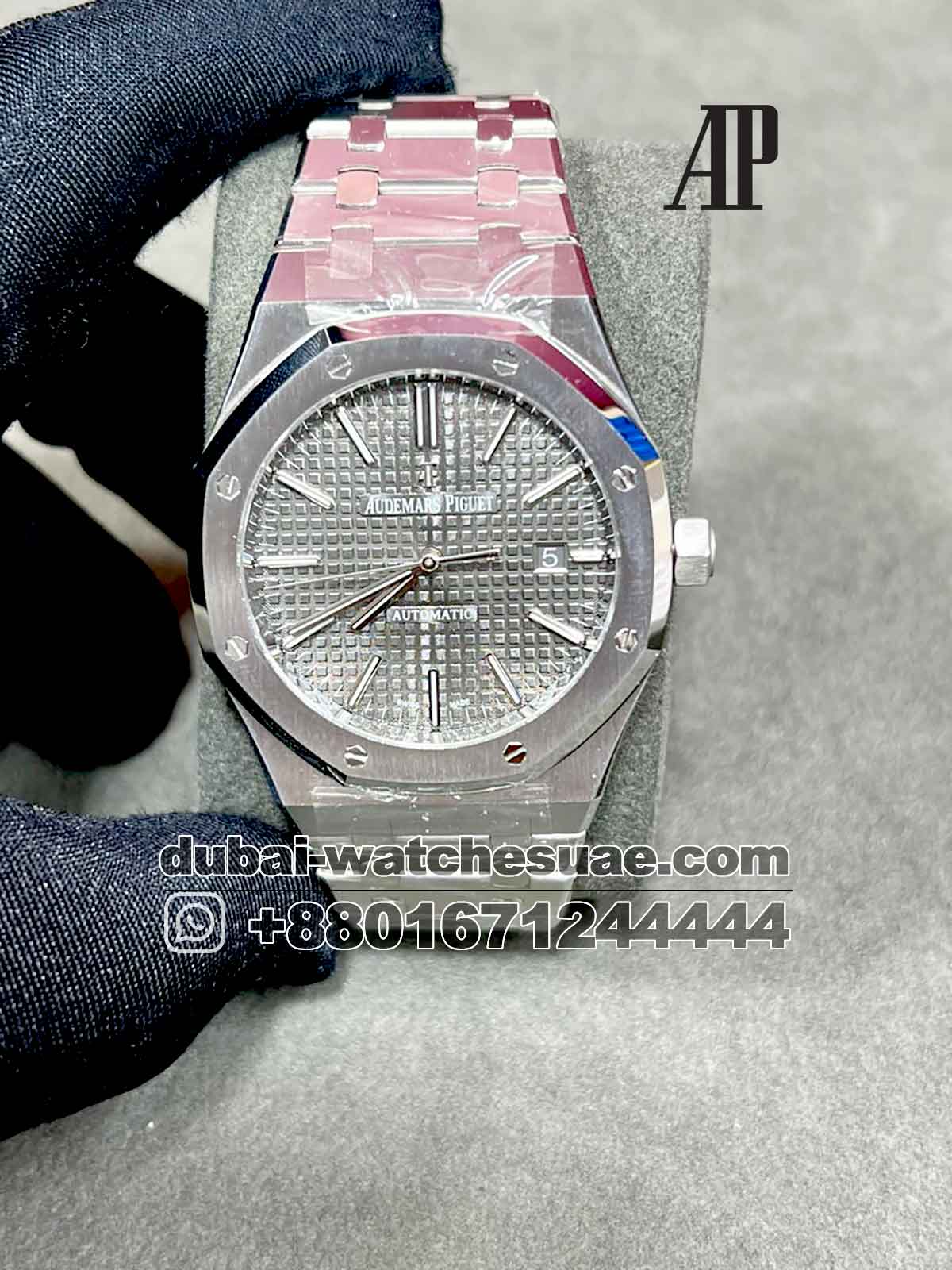 15400-a.jpg Audemars Piguet Royal Oak Men?s Watch 41 mm? Ref: 15400 Gray Dial Stainless Steel - Image 1