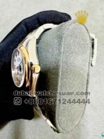 Rolex 31 mm Date White? Dial? With Roman Numeric Plain rose Gold? ? Bezel? Two Tone Oyster Bracelet Copy - Image 3