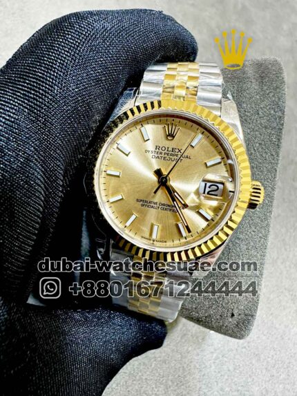 Elegant Women’s Gold Watch – Dubai