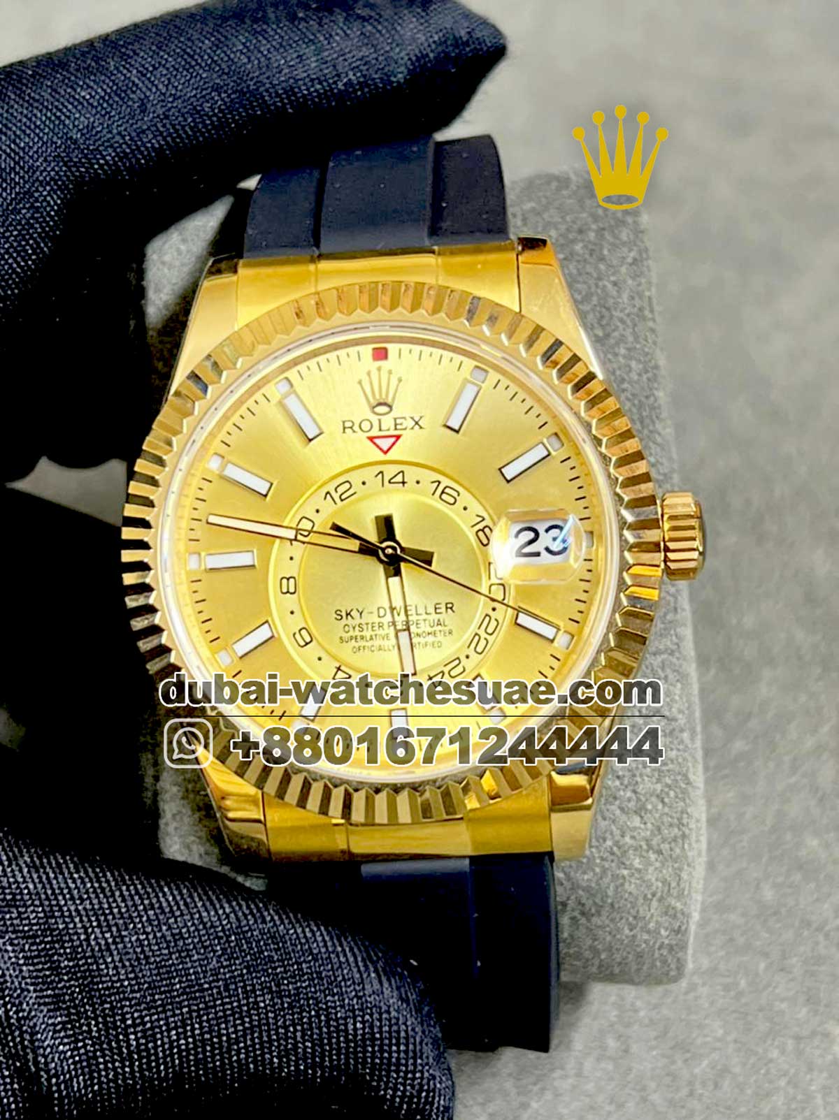 28.1-1.jpg Rolex Sky-Dweller Dial 42 mm Yellow Gold - Image 1