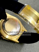 Rolex  Sky-Dweller  Dial 42 mm Yellow Gold - Image 4
