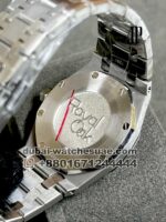 AP Royal Oak 33 mm White Dial Stainless Steel - Image 5