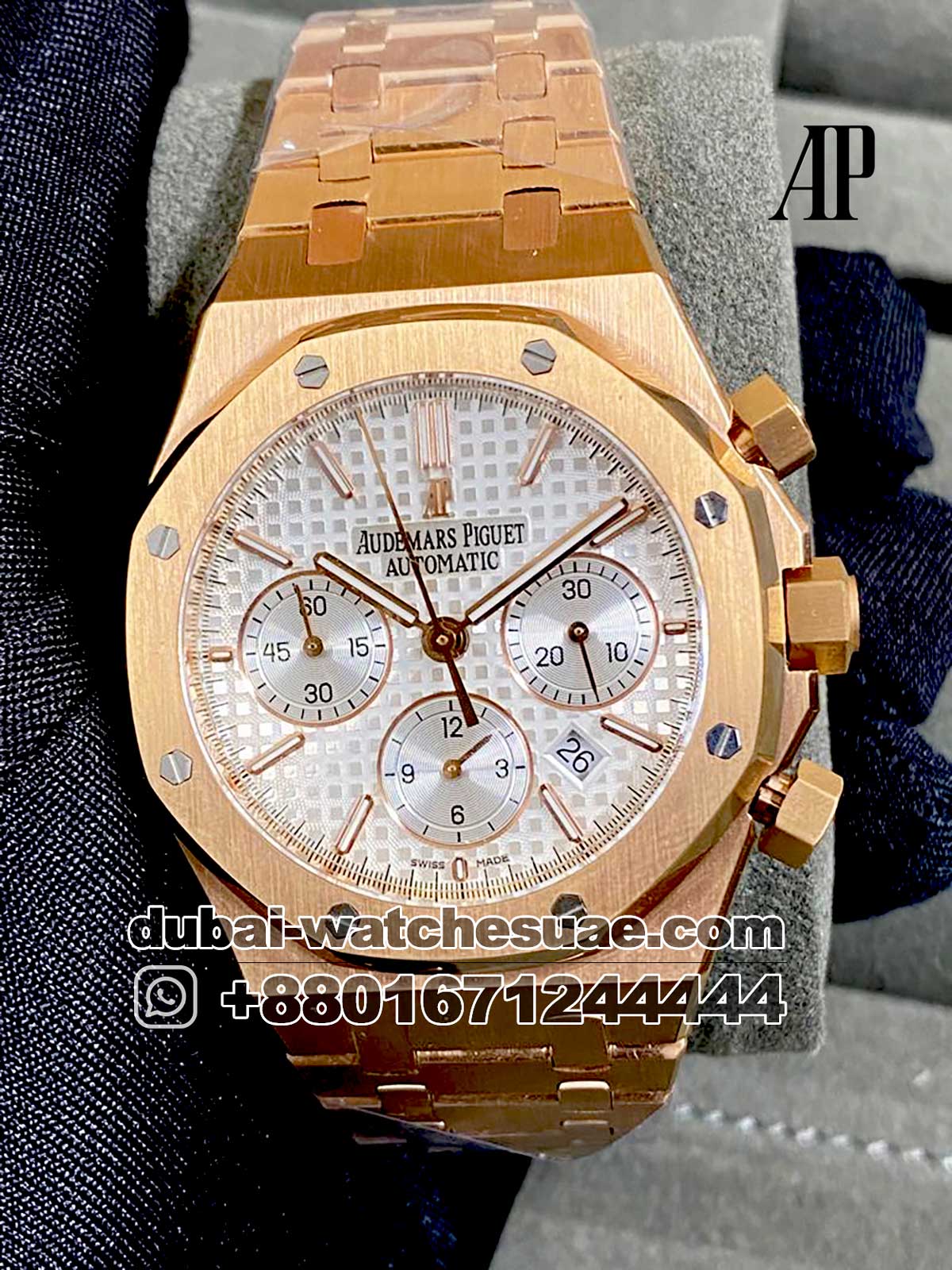 32.jpg Audemars Piguet Royal Oak Chronograph Automatic Men's Watch 41mm White Dial Golden? Bezel and Bracelet - Image 1