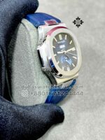 Patek Philippe 5726/1A-014 Nautilus Annual Calendar Blue With Blue Rubber strap - Image 2
