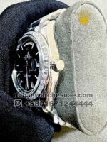 Rolex Day-Date 40mm Black Dial With Stoned Bezel Copy - Image 3
