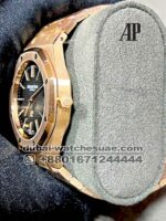 AUDEMARS PIGUET ROYAL JUMBO EXTRA THIN 39 mm Gray Dial  PINK GOLD Bezel and Bracelet Ref. 16202OR.OO.1240OR.02 - Image 3