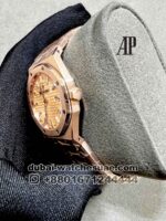 Audemars Piguet Royal Oak 33 mm Yellow Gold Dial With Rose Gold Bracelet Copy - Image 4
