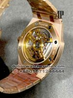 AUDEMARS PIGUET ROYAL JUMBO EXTRA THIN 39 mm Gray Dial  PINK GOLD Bezel and Bracelet Ref. 16202OR.OO.1240OR.02 - Image 4