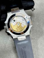 Patek Philippe 5726/1A-001 Nautilus Annual Calendar? Gray Dial?With Black rubber strap - Image 4