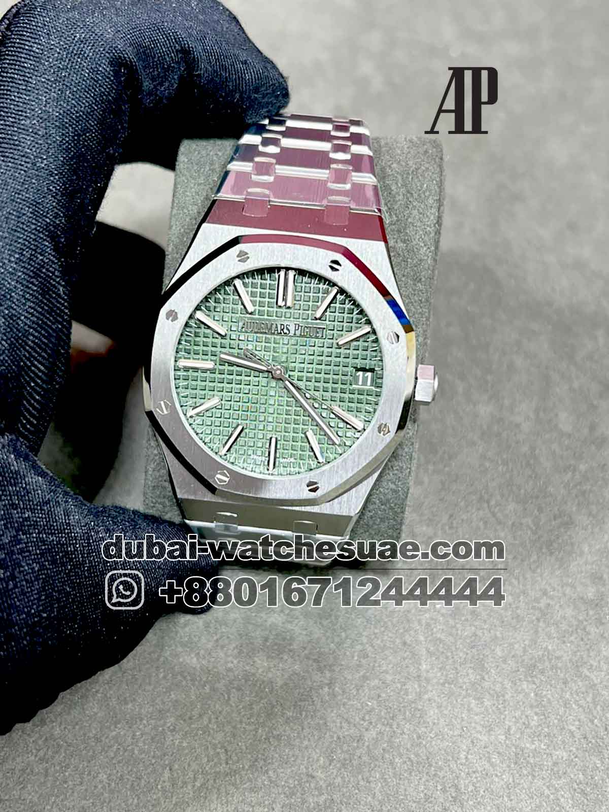 6-a-3-1.jpg Audemars Piguet Royal Oak?Ref:15500 Olive Green Dial Stainless Steel Bracelet - Image 1