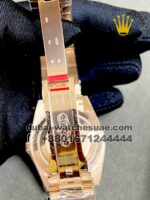 Rolex 40 mm Day date ,Ever rose, Strapped dial - Image 5