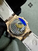 Patek Philippe Nautilus Rose Gold Leather Strap 5712R-001 | 2016 | 40mm - Image 4