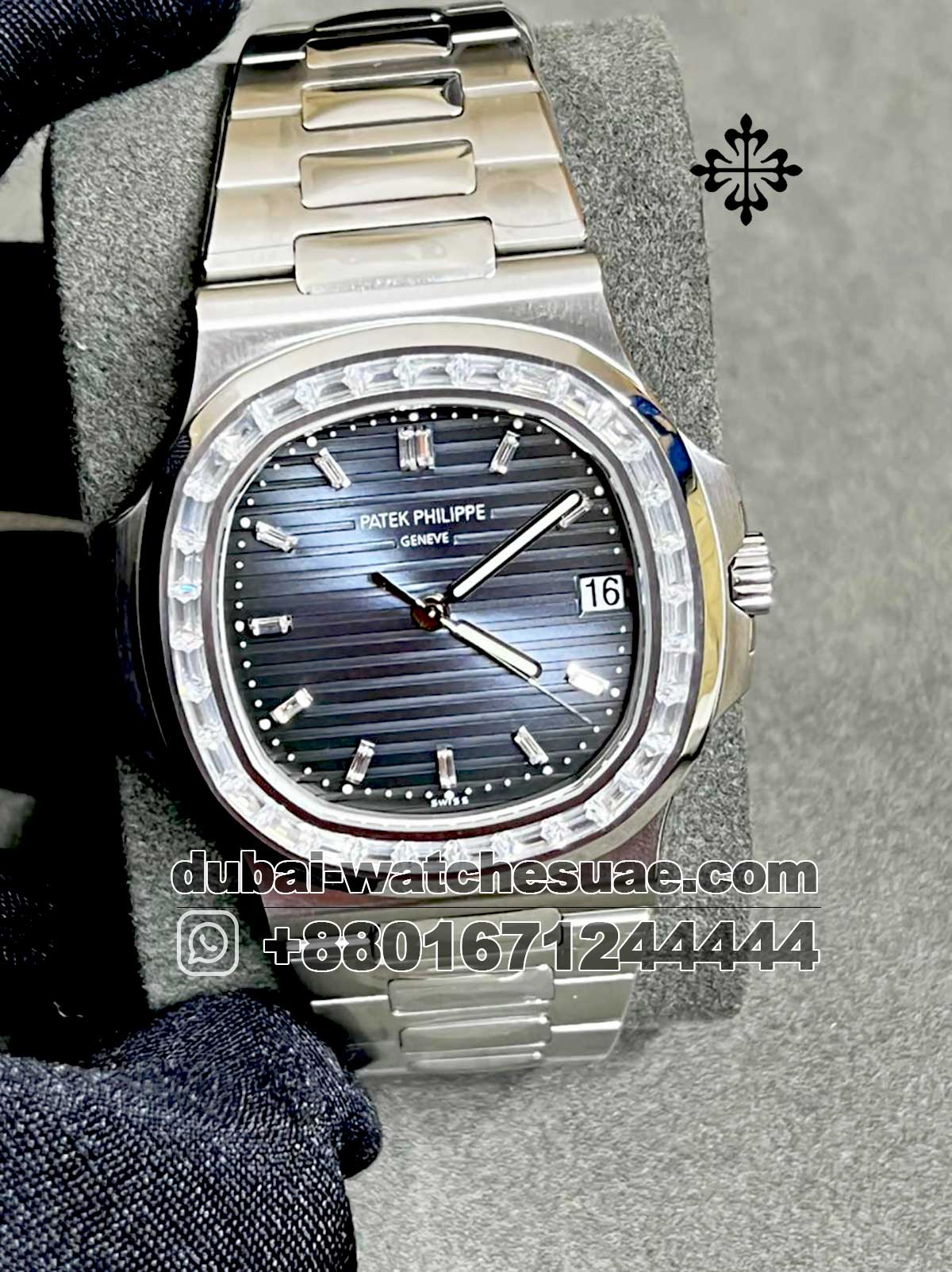 9.1-1.jpg PATEK PHILIPPE 5711/1300A - NAUTILUS SELF-WINDING Blue Dial With Stoned Bezel - Image 1