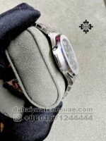 Patek Philippe 5711/1A-010 Nautilus Blue Dial Luxury Men's Watch - Image 2