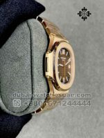 Patek Philippe Nautilus 5711/1R-001 Ros?gold 40mm Rosegold Dial with Gold plated Bracelet - Image 3