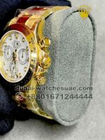 Rolex  Cosmograph Daytona Yellow gold White dial Stoned Numeric and Yellow Gold Bracelet - Image 3